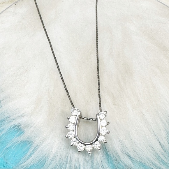 Sterling Silver Crystal Horseshoe Pendant Box Chain Necklace